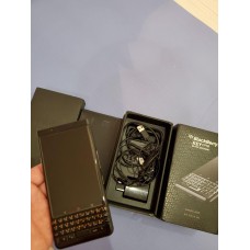 BlackBerry KEYone чёрный, 4/64гб